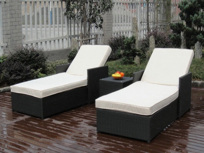 3054 PE rattan lounger