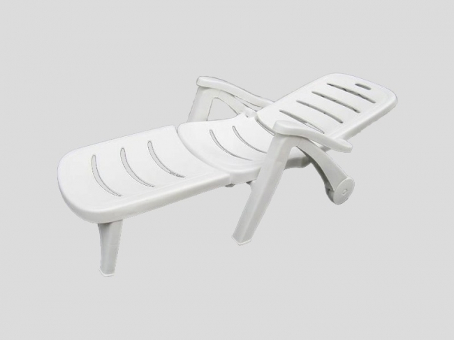 3010 plastic lounger