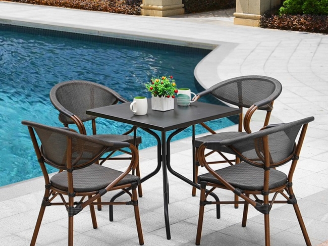 2353A Starbucks coffee tables and chairs