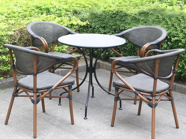 2353A Starbucks coffee tables and chairs