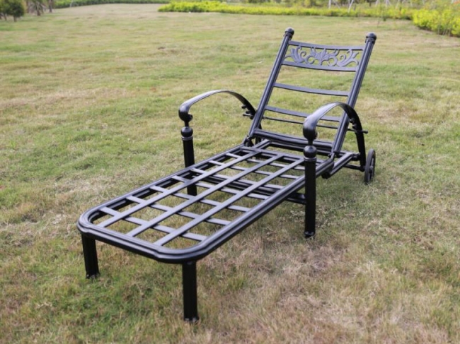 3091 Cast aluminum lounger